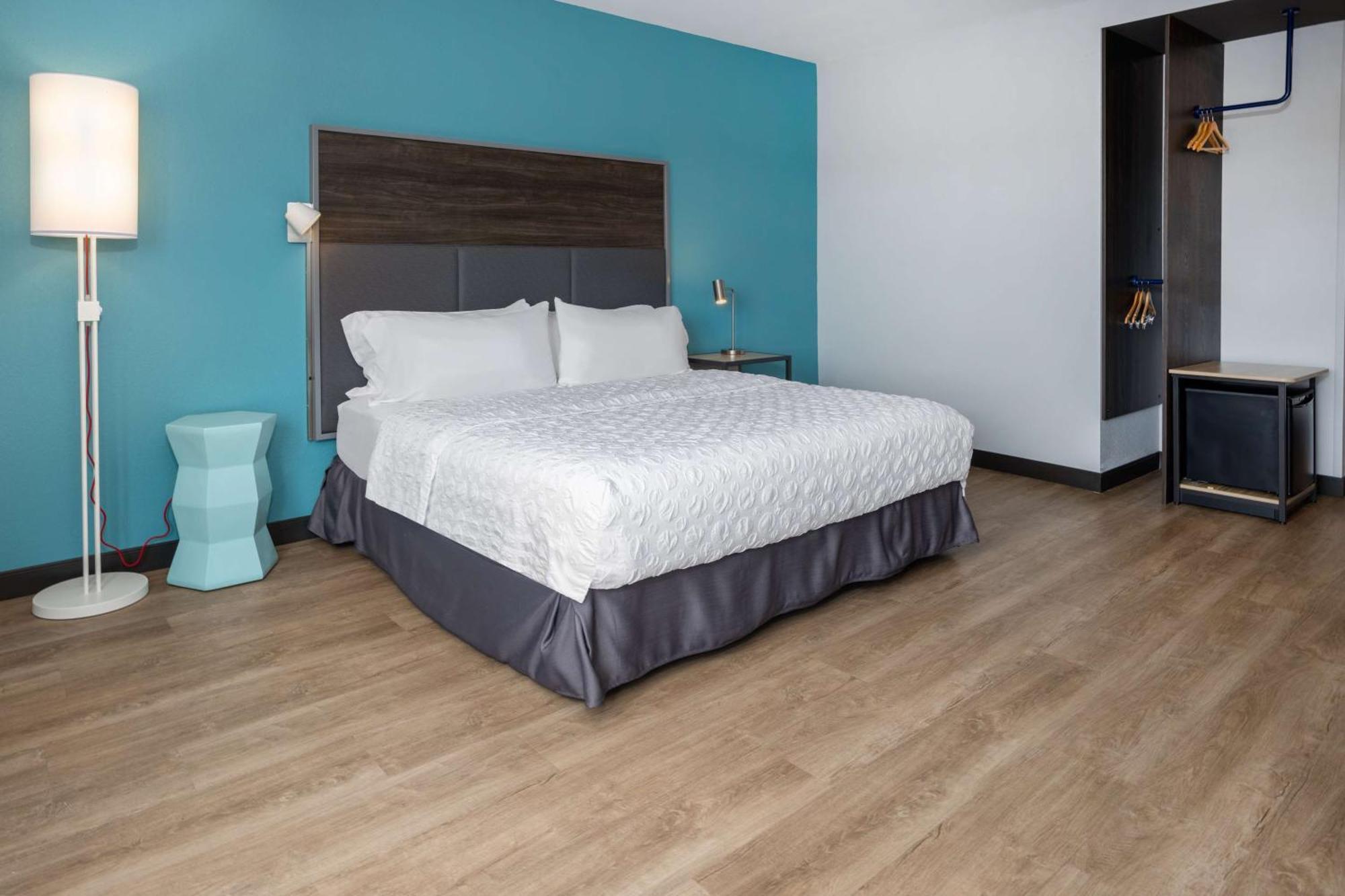 Tru By Hilton Pensacola Airport Medical Center Hotel Bagian luar foto