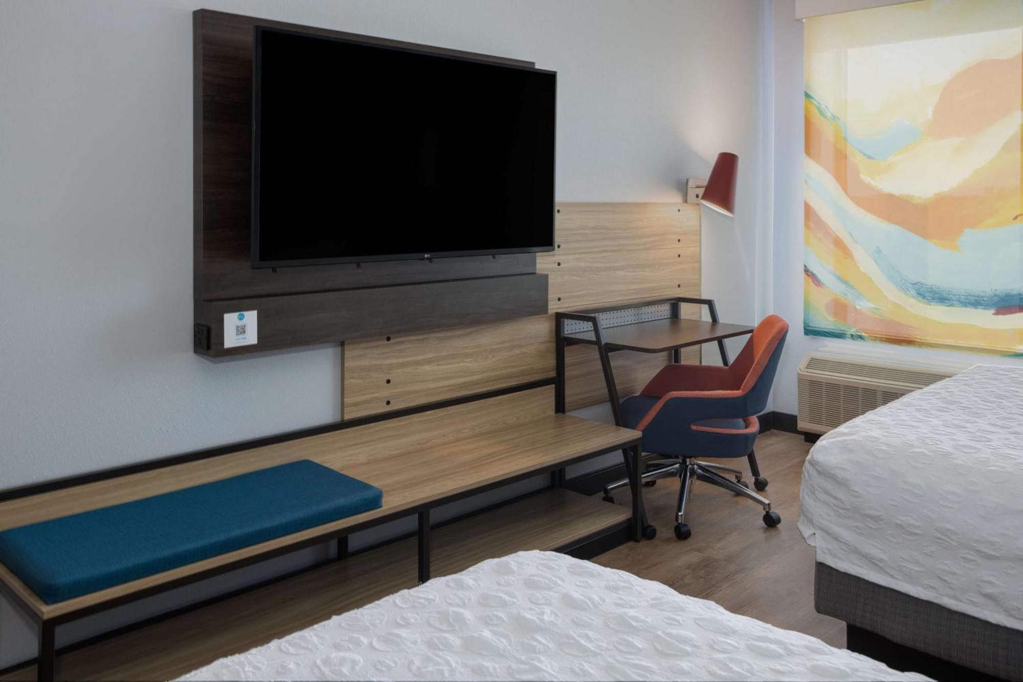 Tru By Hilton Pensacola Airport Medical Center Hotel Bagian luar foto