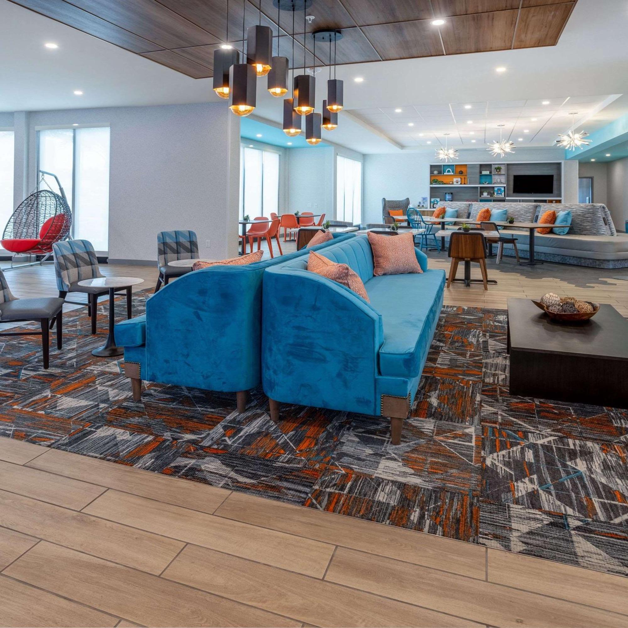 Tru By Hilton Pensacola Airport Medical Center Hotel Bagian luar foto